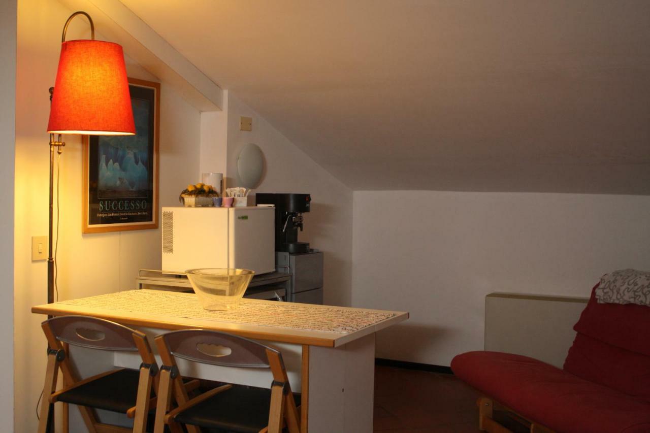 Easy Room Colle Val D'Elsa Bagian luar foto
