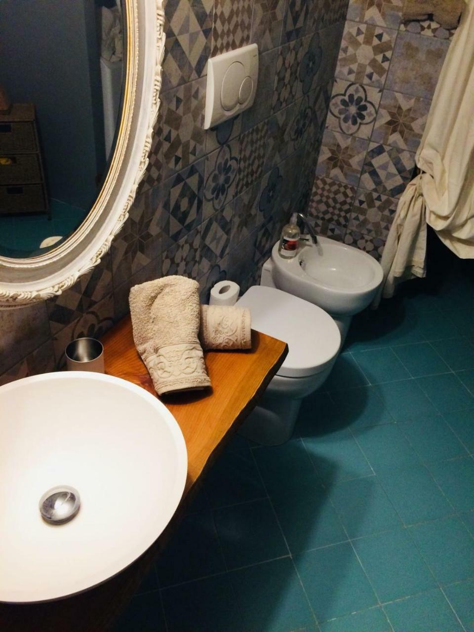 Easy Room Colle Val D'Elsa Bagian luar foto