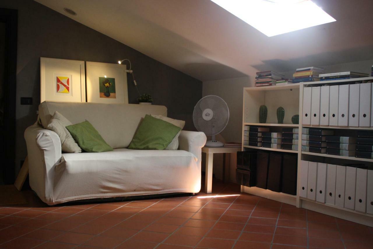 Easy Room Colle Val D'Elsa Bagian luar foto