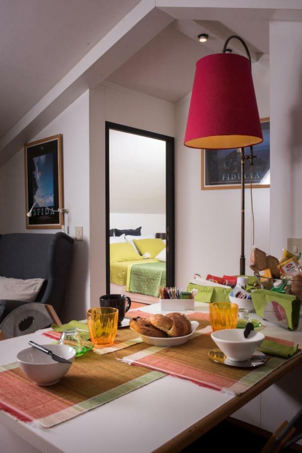 Easy Room Colle Val D'Elsa Bagian luar foto